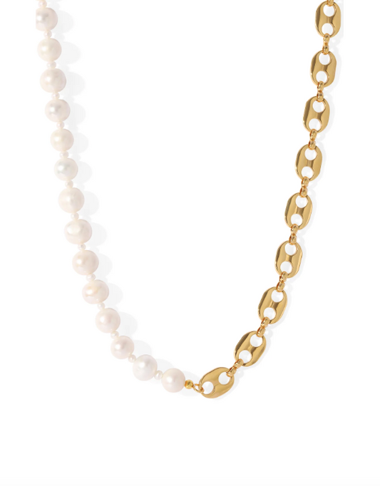Amara Pearl Necklace